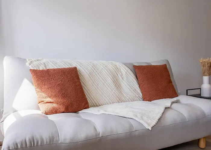 La D'orbigny En Hyper Centre Ла-Рошель