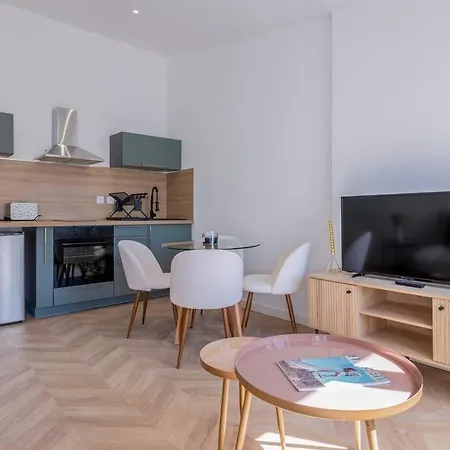 La D'orbigny En Hyper Centre *