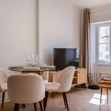 La D'orbigny En Hyper Centre * La Rochelle (Charente-Maritime)