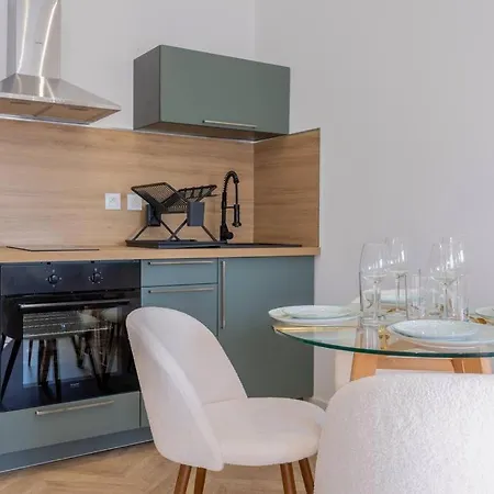 La D'orbigny En Hyper Centre *