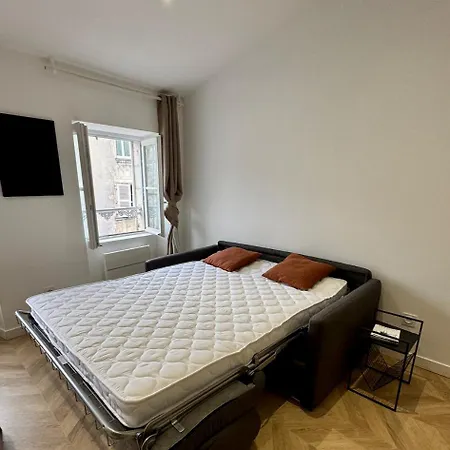 La D'orbigny En Hyper Centre Lägenhet