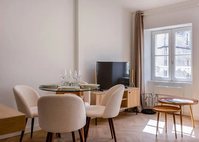 La D'orbigny En Hyper Centre * La Rochelle (Charente-Maritime)